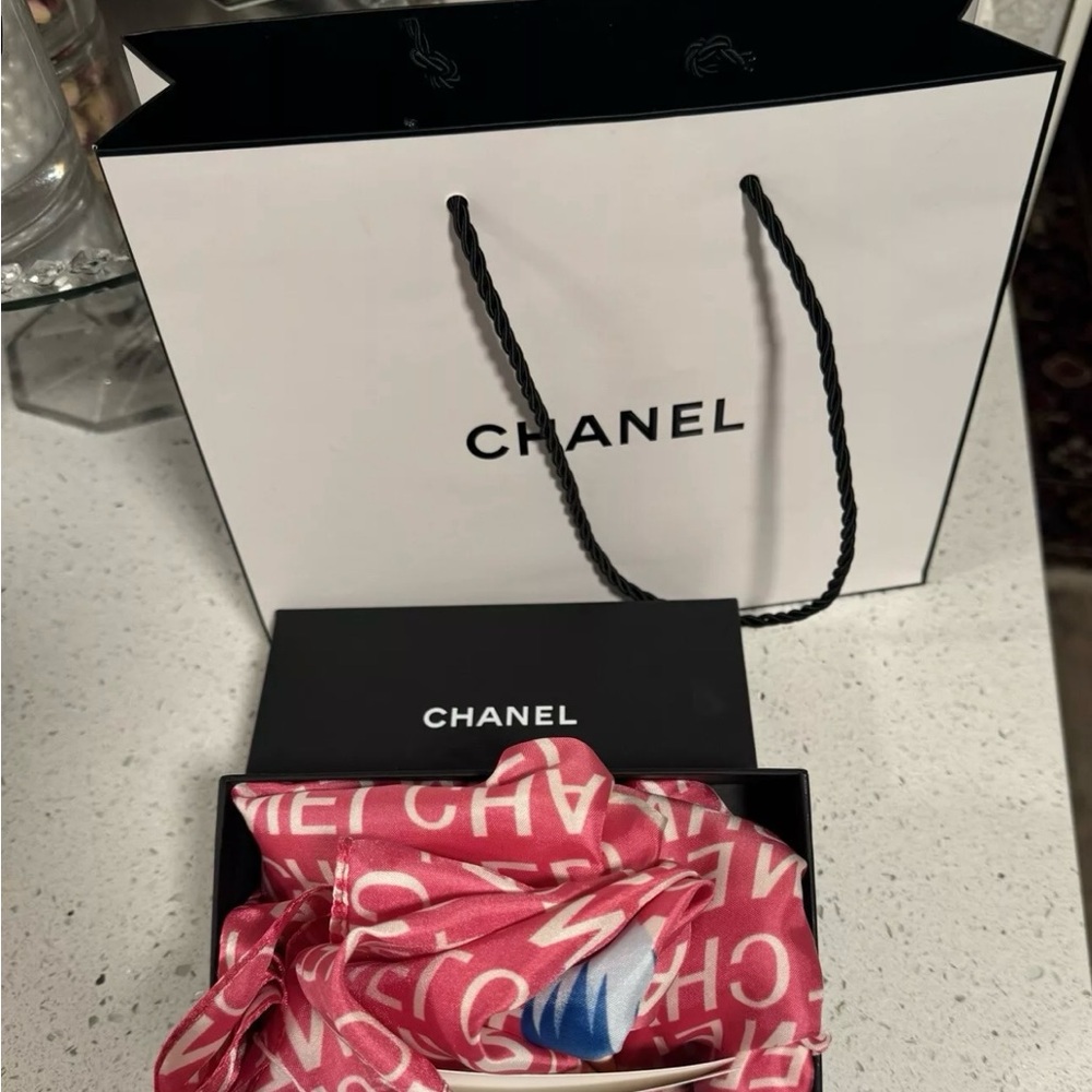 Authentic CHANEL Pink and White Scarf